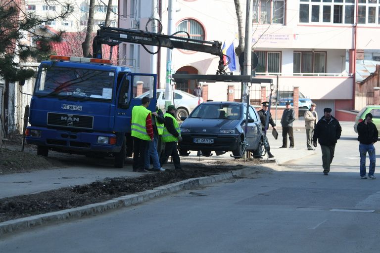 HSR acuzată că a furat o maşină