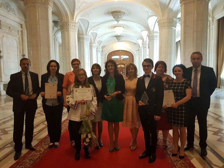 Botoşăneni premiaţi la Parlamentul României