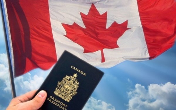 Românii pot călători în Canada fără viză. Au nevoie, însă, de autorizaţie