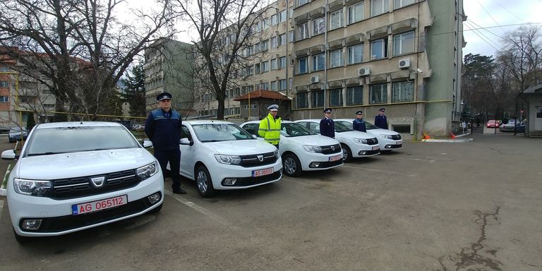 Maşini noi primite de Poliţia botoşăneană