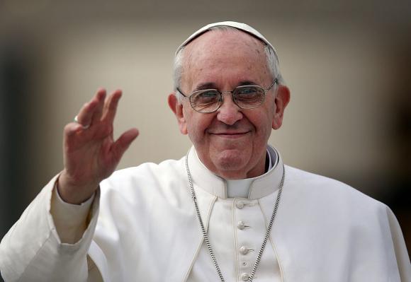 Papa Francisc îi compară pe bârfitori cu teroriştii