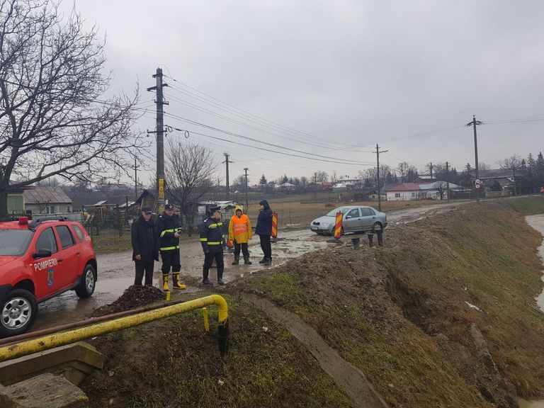 Pagube de milioane de lei făcute de ploi