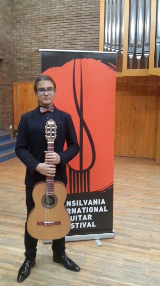 Premiu internaţional câştigat de un chitarist botoşănean