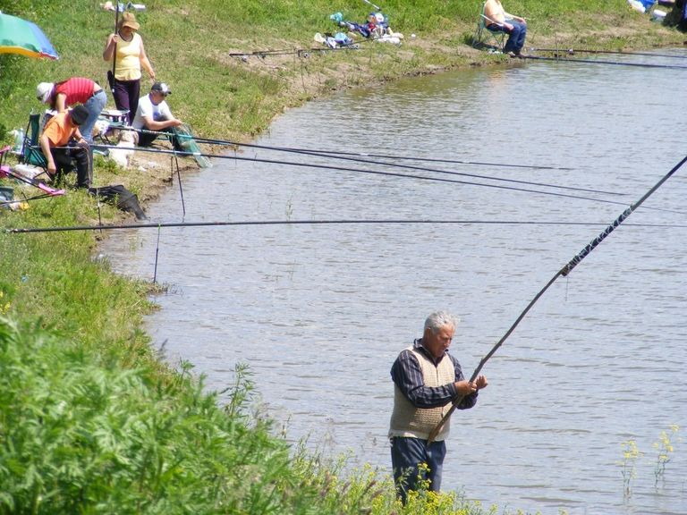 Atenţie pescari ! AJVPS Botoşani îşi extinde activitatea în Suceava