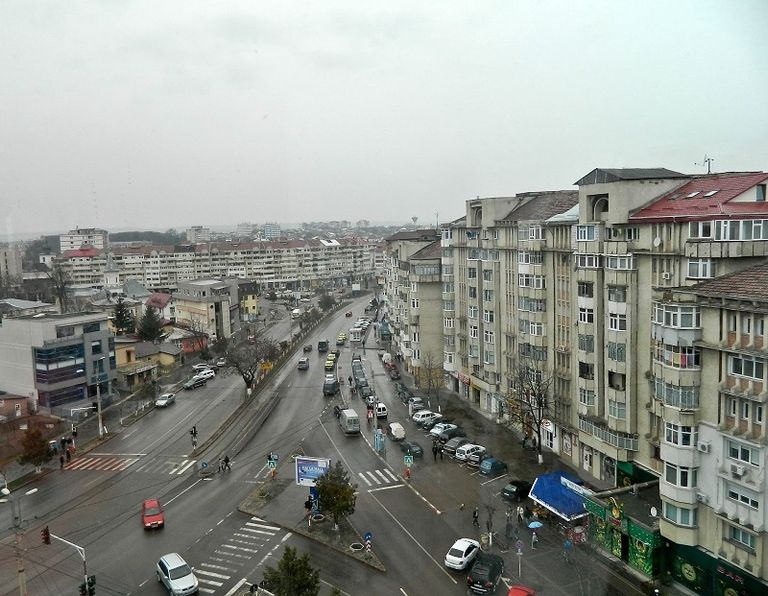 De ce nu mai vor românii să stea în Botoșani și pleacă în orașe mari? (Publicitate)