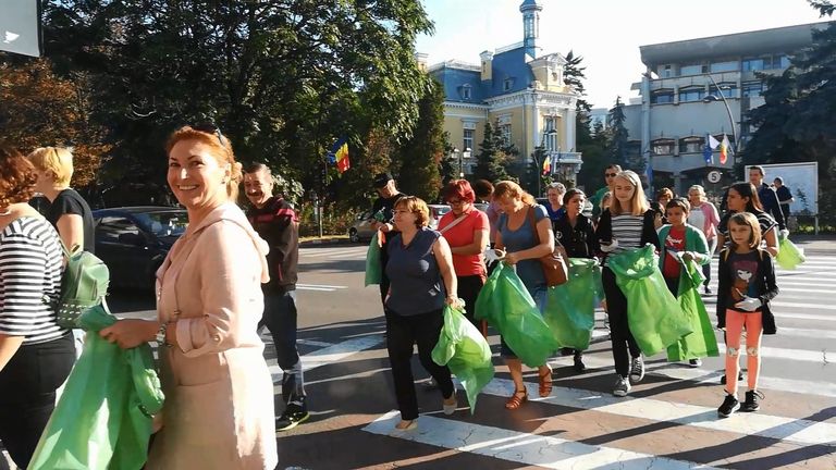 Mobilizare exemplară în campania Let’s Do It, Romania! (video)