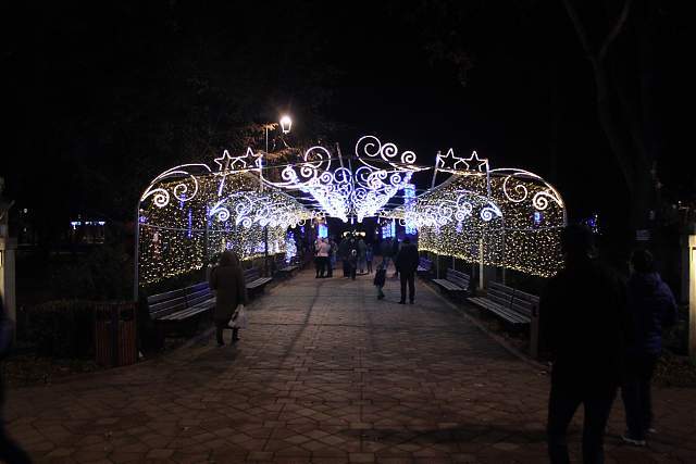 Iluminatul ornamental din municipiul Botoşani, în ton cu Anul Centenar