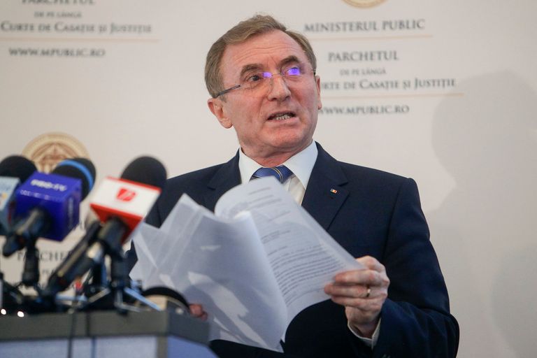 Preşedintele Klaus Iohannis a semnat decretul de pensionare al lui Augustin Lazăr
