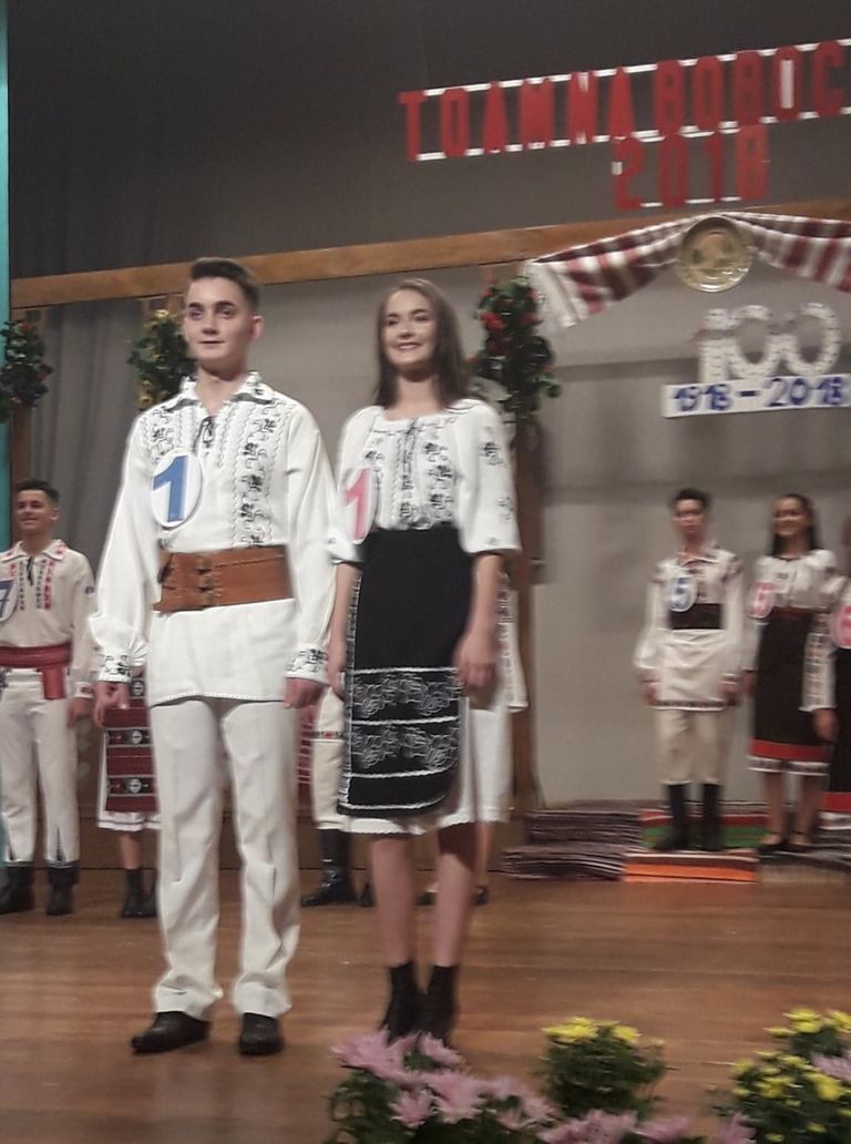 Colegiul„Octav Onicescu” a câştigat finala concursului de frumuseţe Toamna bobocilor 2018