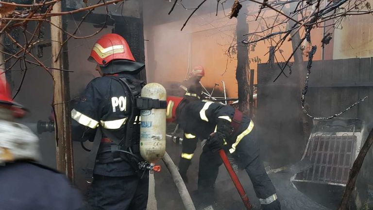 Incendiu în municipiul Botoşani (VIDEO) update