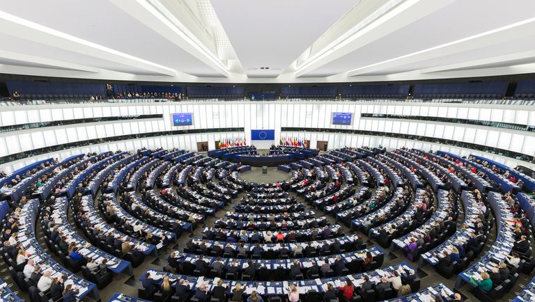 Scandal în Parlamentul European. A fost respins un proiect-cheie privind combaterea schimbărilor climatice