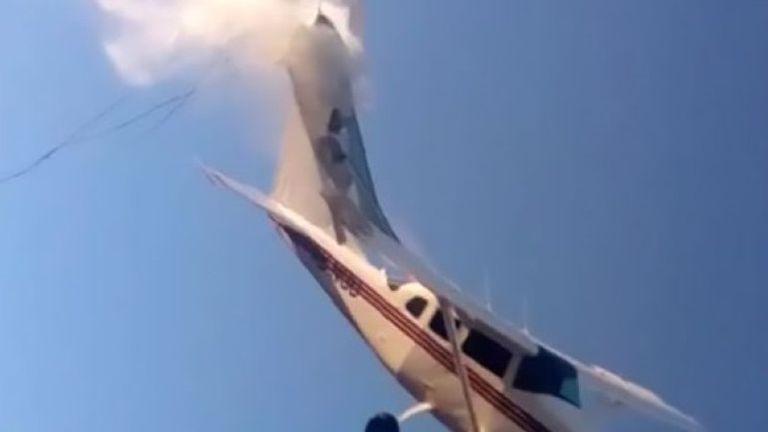 Avion de mici dimensiuni, prăbușit lângă Bacău