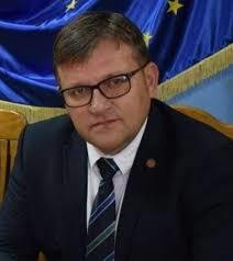 Ministrul Marius Budăi, fără permis și cu banii luați