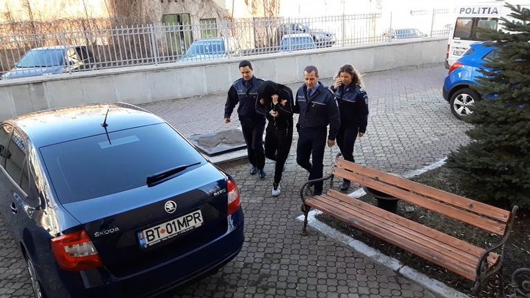 Arestat, după ce a umplut blocul de drogaţi (VIDEO)