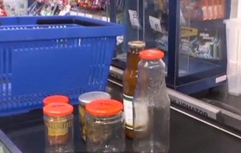 Revine garanţia la sticle şi borcane