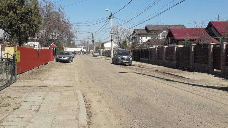 Probleme fără sfârşit pe străzile nemodernizate
