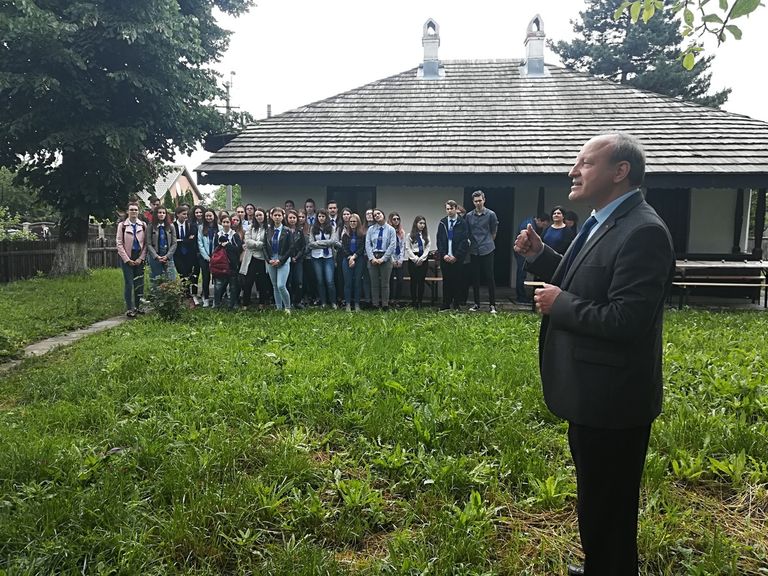 Nicolae Iorga, omagiat la el acasă