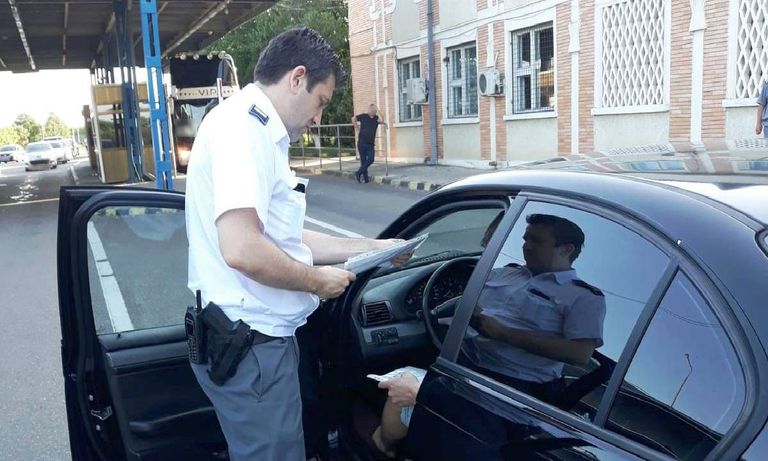 35 de kilograme de tutun confiscate la Stânca