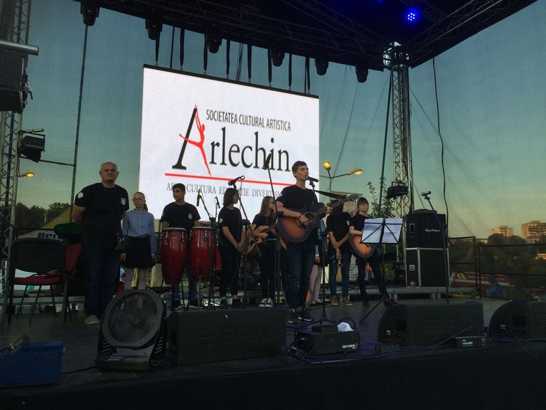 Seara a III-a de la Summer Fest a debutat cu folk