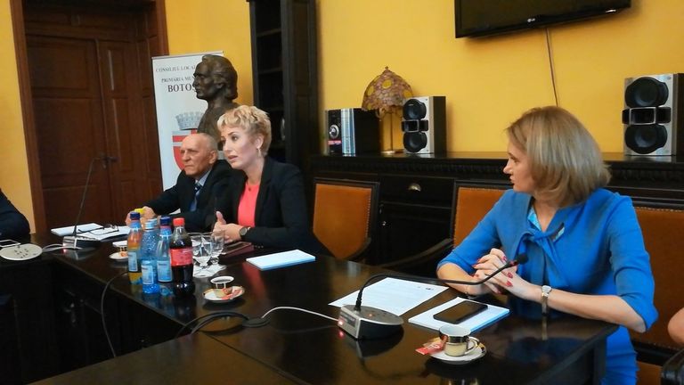 Paula Pîrvănescu, secretar de stat – Nu vreau să mai ajungă proiectele pe OLX (video)