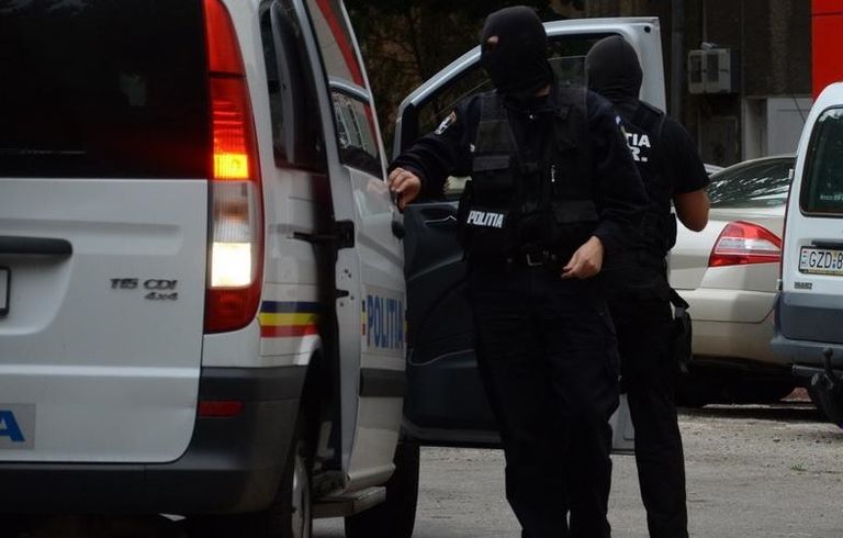 Banii furați l-au băgat în arest Banii furați l-au băgat în arest