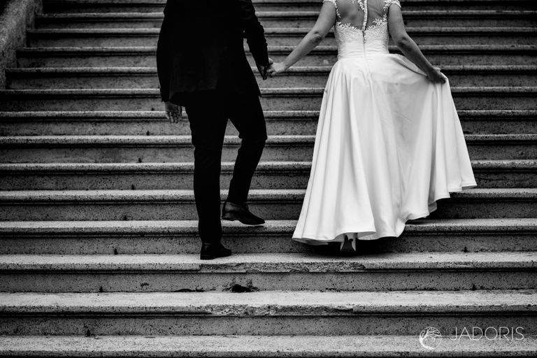 Fotografii profesioniști pentru nuntă – un moft sau o necesitate?