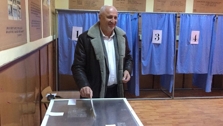 Liberalii nu contestă la CCR legea privind prelungirea mandatelor aleșilor locali
