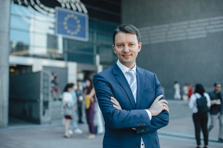 Un român negociază bugetul UE pentru următorii șapte ani  Siegfried Mureșan: „Debirocratizarea accesării fondurilor europene este obligatorie”