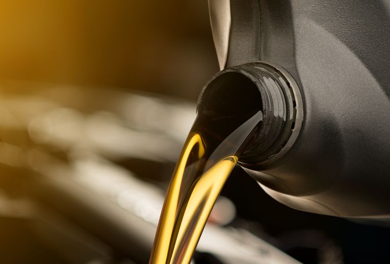 Cum alegi uleiul potrivit pentru motorul masinii tale