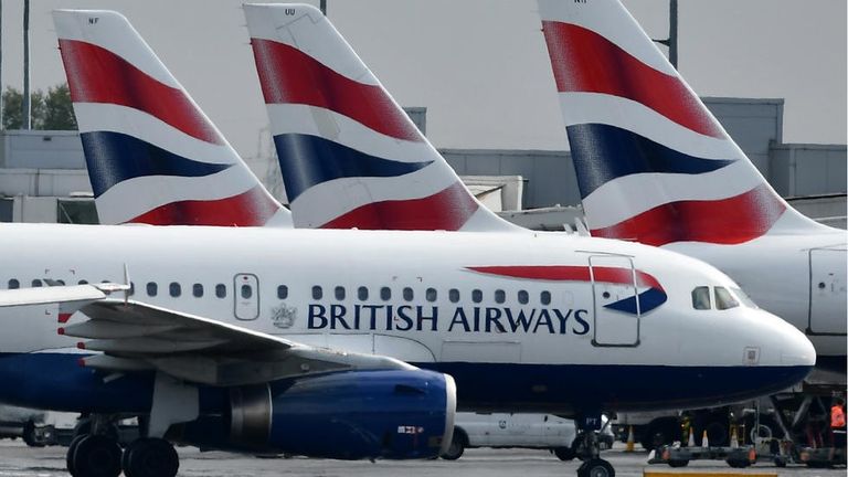 Olanda a suspendat zborurile dinspre Marea Britanie