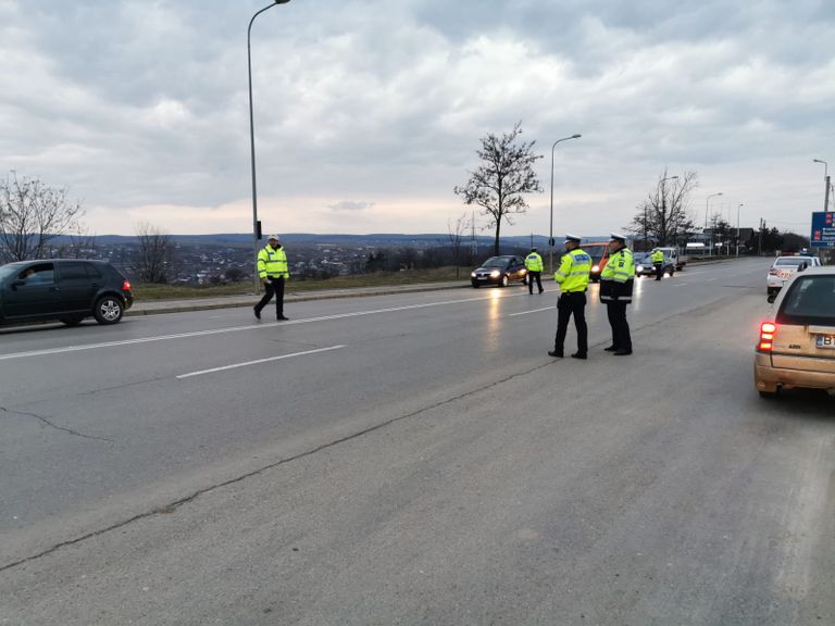 Zeci de amenzi după o acțiune a polițiștilor rutieri