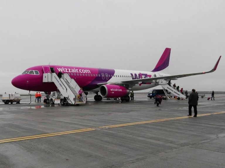 Wizz Air a decis să ofere 100.000 de bilete gratuite ucrainenilor care vor să fugă de război