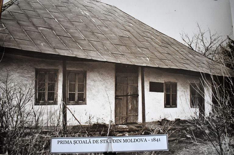 Prima şcoală sătească din Moldova va fi reconstruită la Darabani