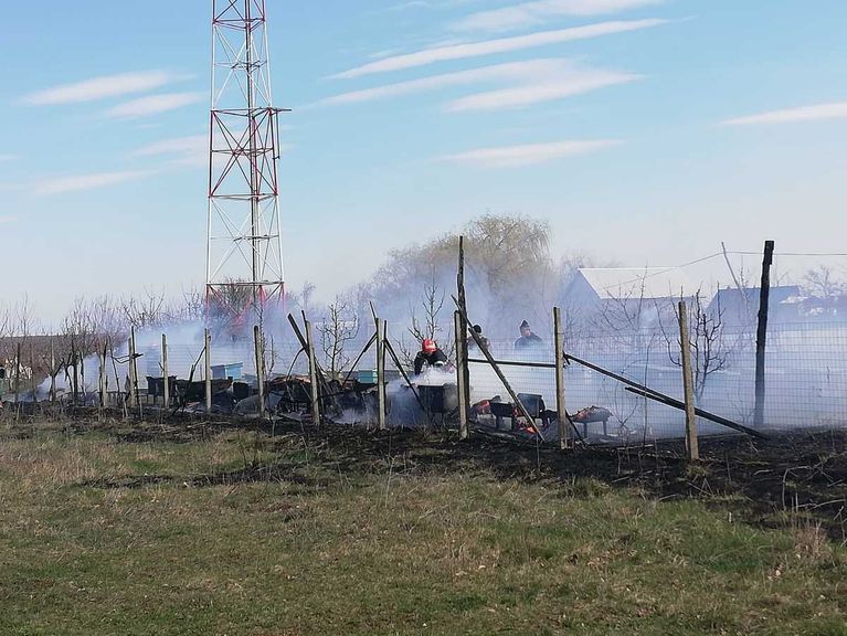 La un pas de dezastru, din cauza unui foc scăpat de sub control