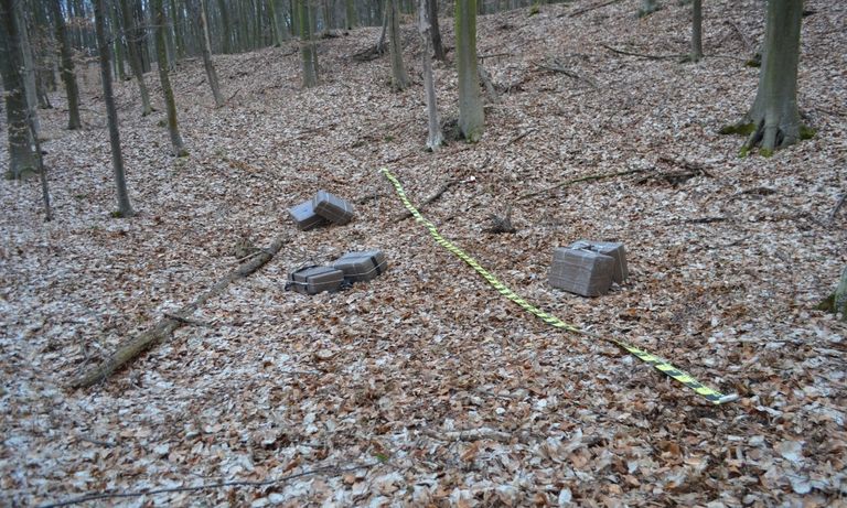 Captură de ţigări la Oroftiana. Contrabandiştii au reuşit să fugă