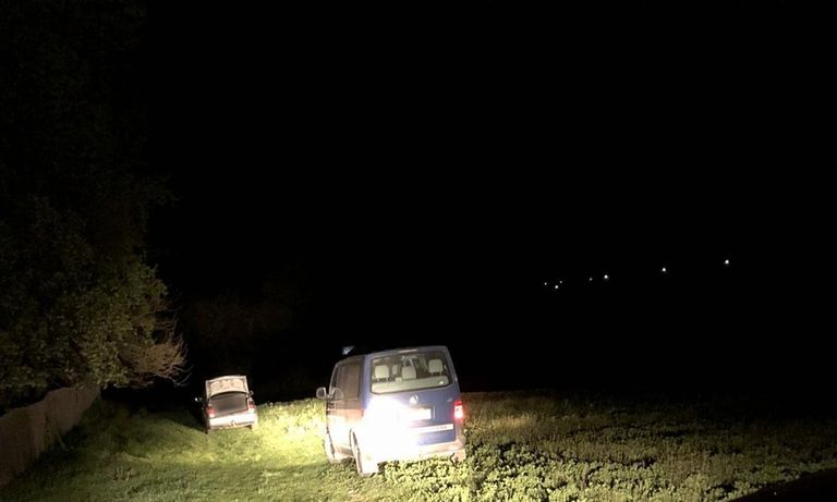 Băut și fără permis, depistat la volan