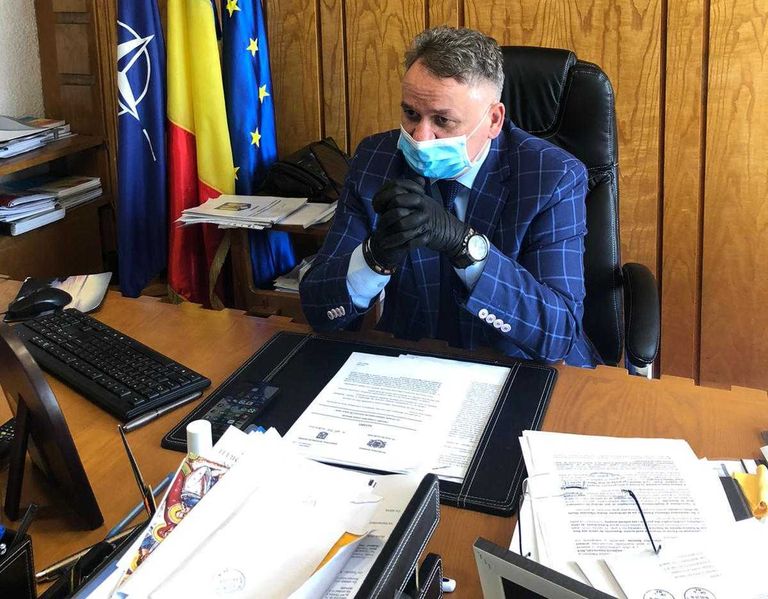 Prefectul învins în instanță