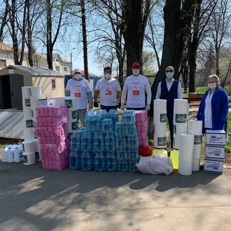 Polițiștii și Fundația Umanitară Nord 2001 în ajutorul Spitalului de pneumoftiziologie
