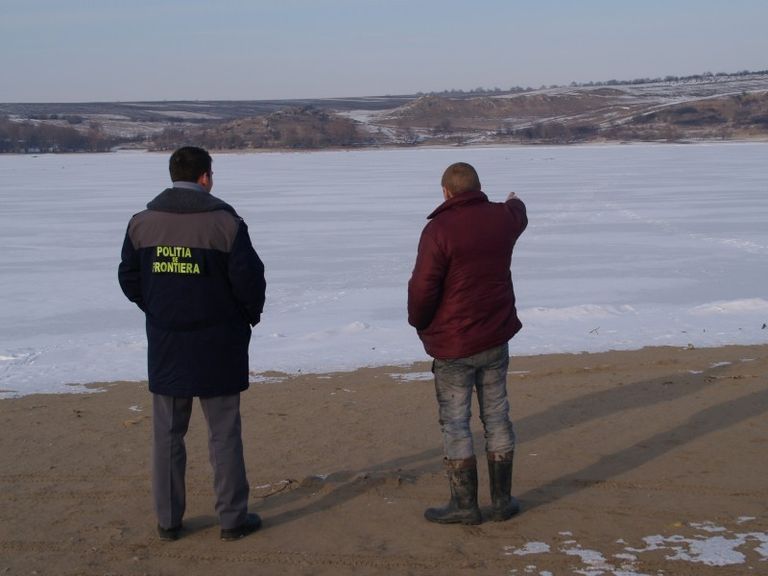 Pus la plată, după ce a trecut ilegal Prutul