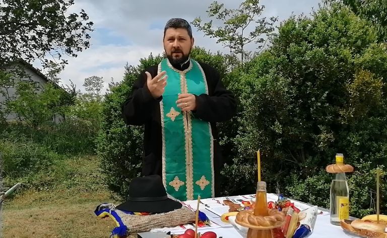 Preot Constantin Puiu – Întreaga emoţie şi bucurie a vieţii vine din preţuirea noastră, ca oameni (video)