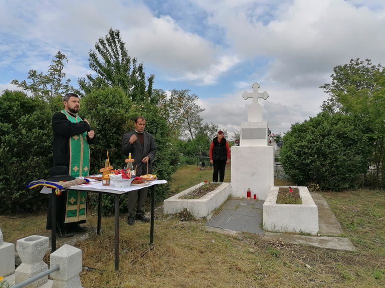 Eroii neamului au fost omagiaţi în satul Teişoara (video)