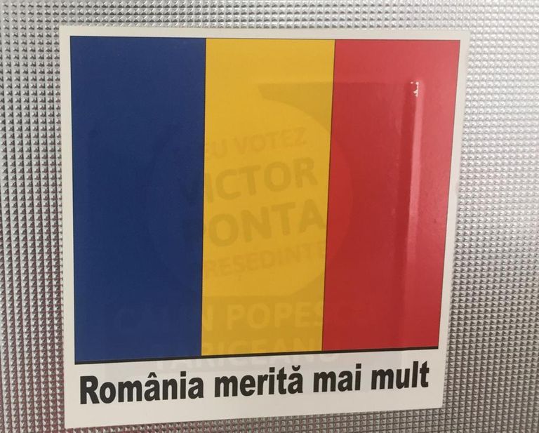 Pe afară e vopsit gardul la PSD, dar înăuntru tot au rămas niște piedici în calea uitării.