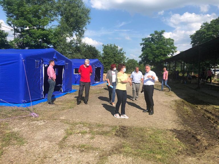 Tabăra de sinistrați de la Rădăuți Prut verificată de oficialii DSP