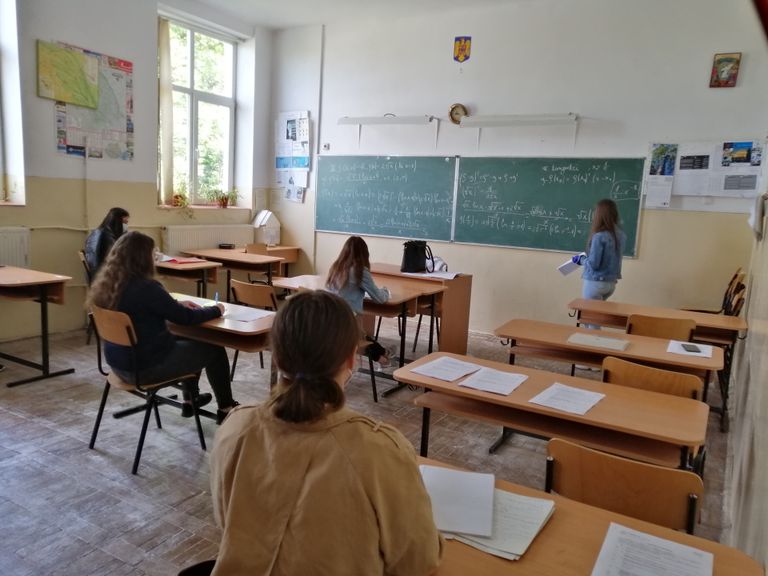 Şcolile din comuna Viişoara intră în scenariul galben