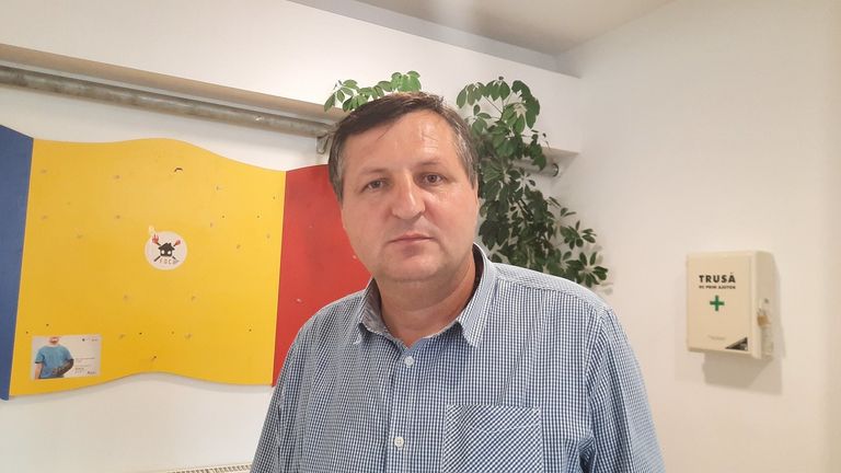 Factură de aproape 12.000 de euro la electricitate. Primăria Flămânzi reduce iluminatul public