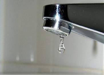 Nova Apaserv anunţă oprirea alimentării Staţiei de tratare de la Cătămărăşti şi scăderi ale presiunii apei la robinetele botoşănenilor