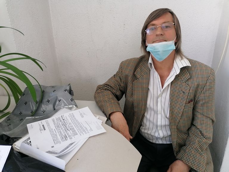 Un profesor pensionar are nevoie de ajutorul semenilor