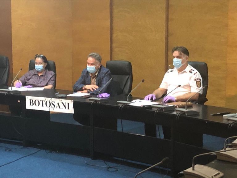 Șefii județului băgați în ședință de Orban pentru a stabili noi controale (foto)