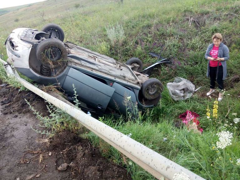 Maşină dată peste cap la beţie