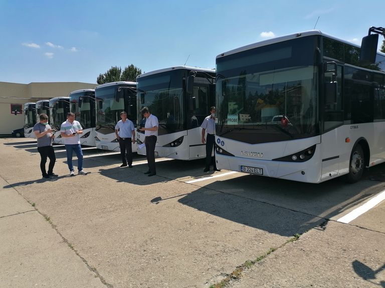Pregătiri la Eltrans – Pe 1 august vor fi scoase pe trasee noile autobuze (video)